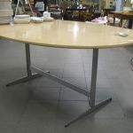 596 6205 DINING TABLE
